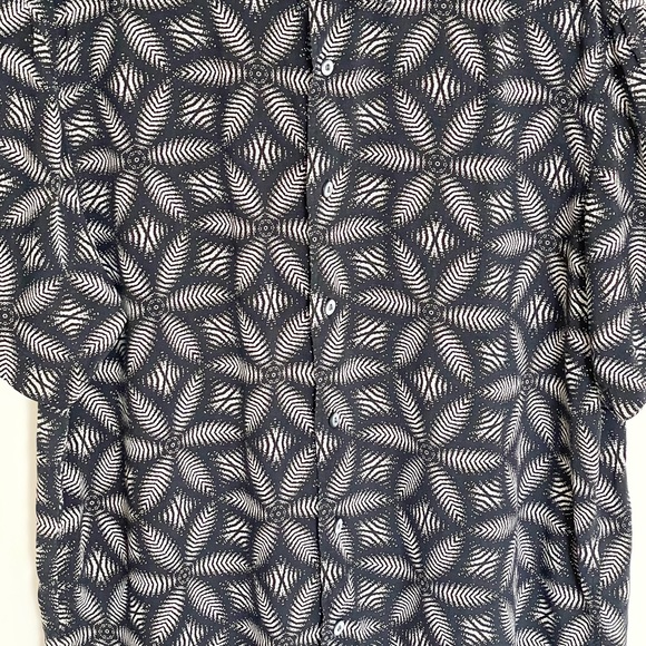AXIS LA Geometric Flower Of Life Print Black Button Down Silk Shirt Men’s Large - Picture 3 of 7